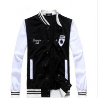Chaqueta del equipo universitario de béisbol